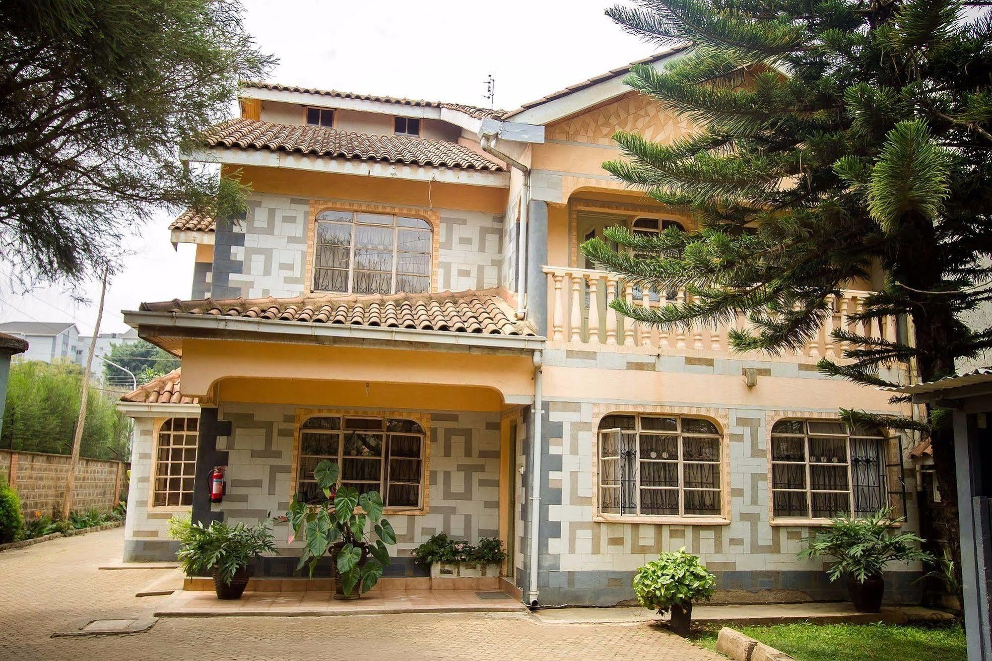 Magnolia Pine Bed & Breakfast Nairobi Eksteriør billede