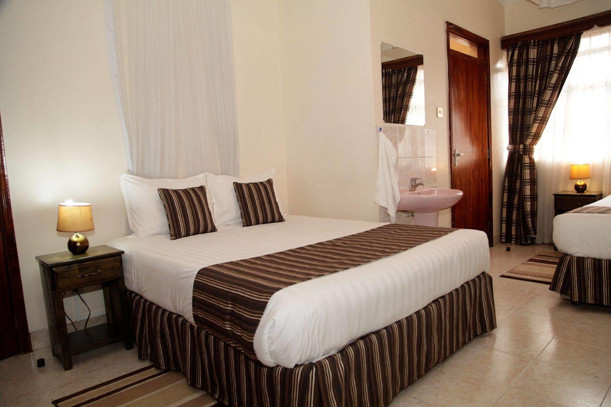 Magnolia Pine Bed & Breakfast Nairobi Eksteriør billede
