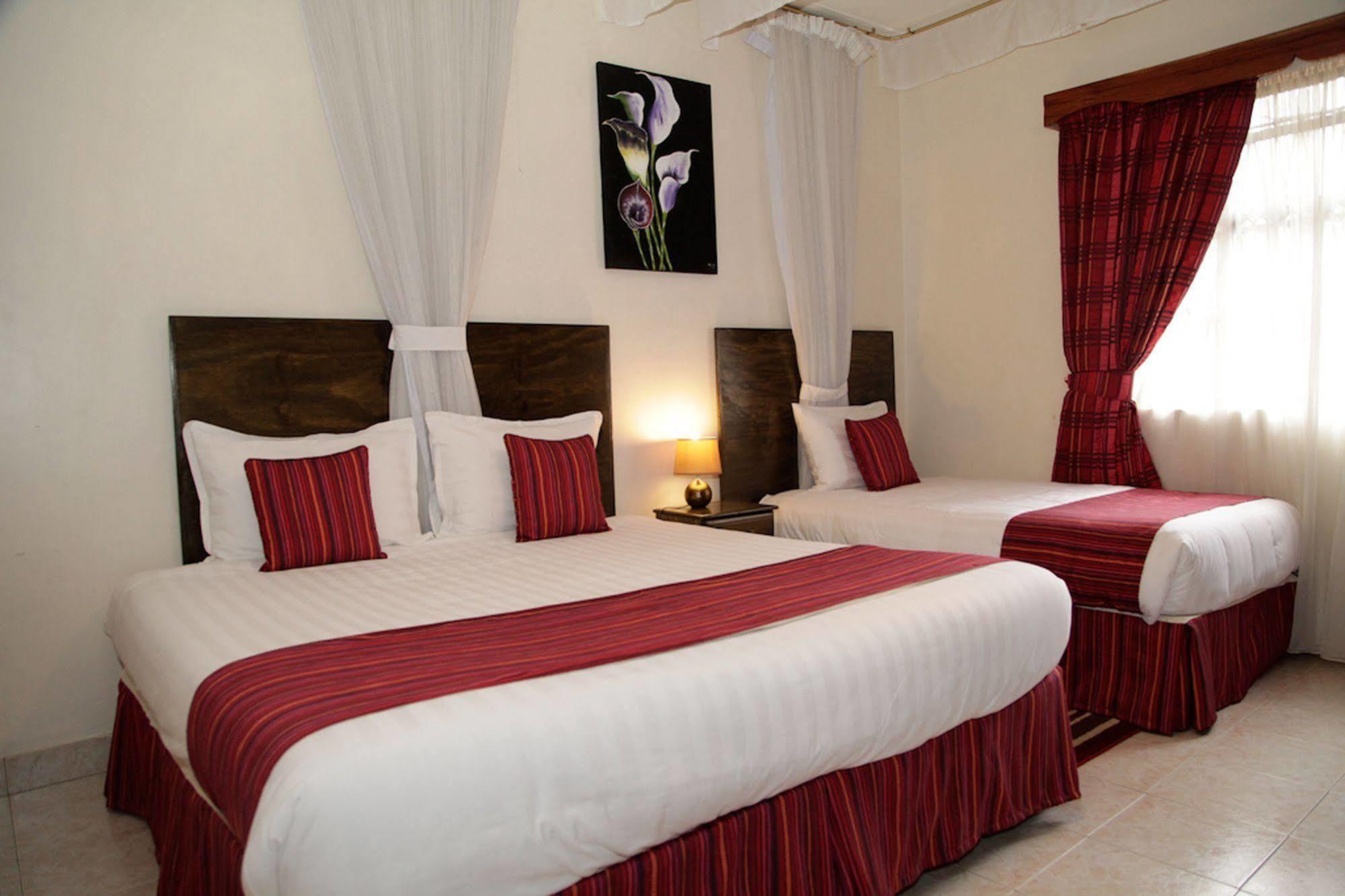 Magnolia Pine Bed & Breakfast Nairobi Eksteriør billede